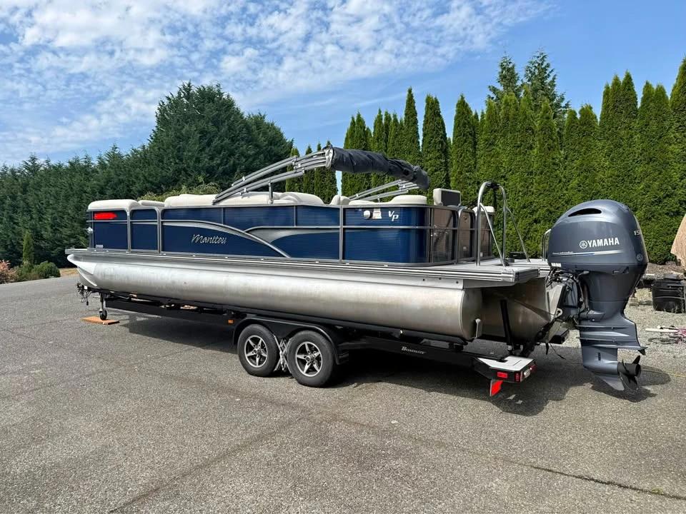 2018 Manitou Oasis VP Pontoon Boat 22 Full Front
