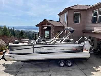 2019 Premier SS Pontoon boat Premier SS