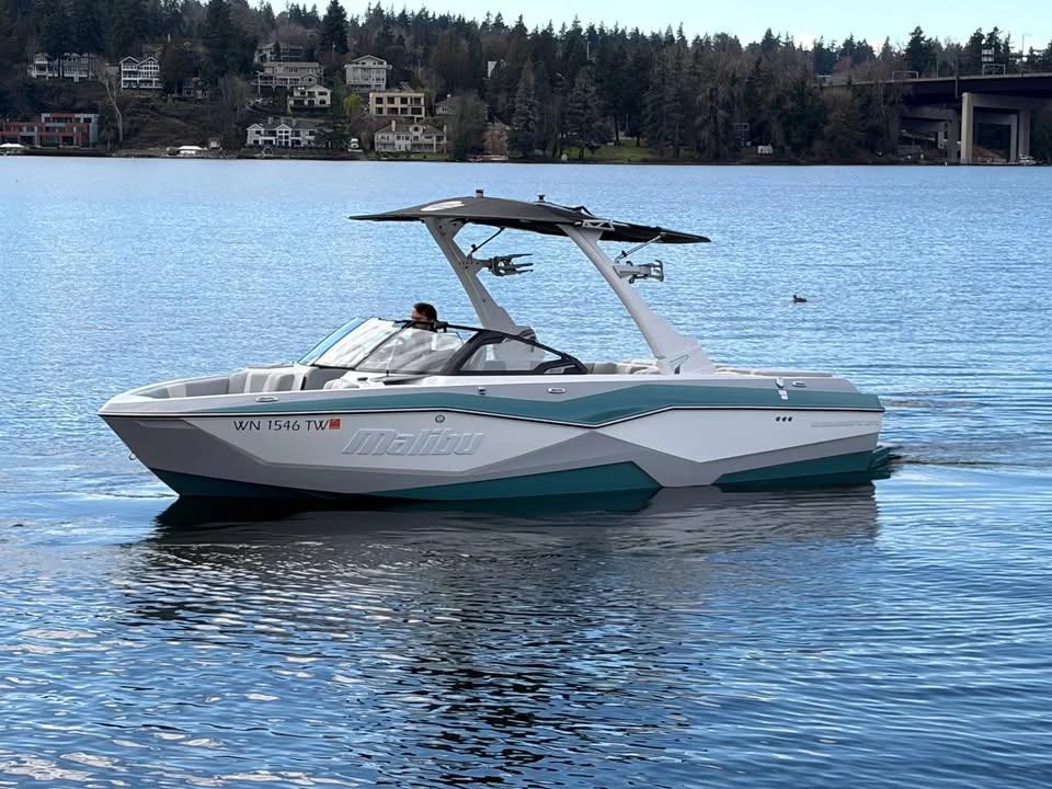 2024 Malibu 22 lsv with m6!