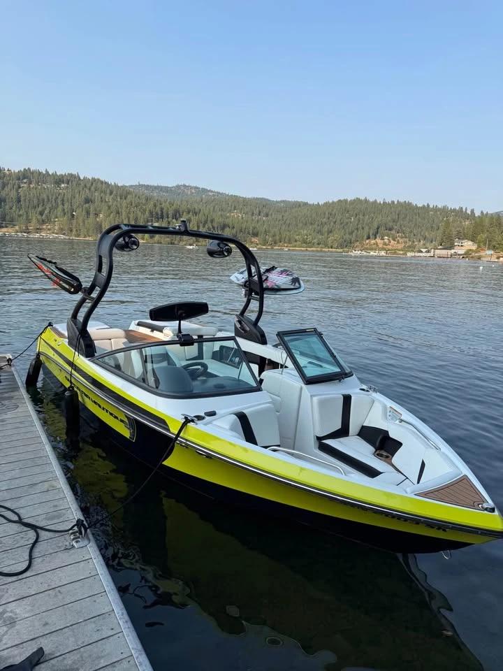 2016 Super Air Nautique 210