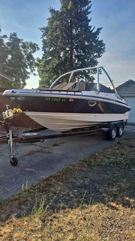 2009 Larson lxe 238