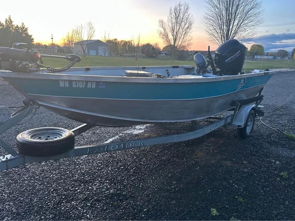 2006 fishrite 18’ Angler 18