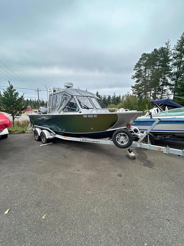 2021 Hewescraft sea runner 220 220 Sea Runner