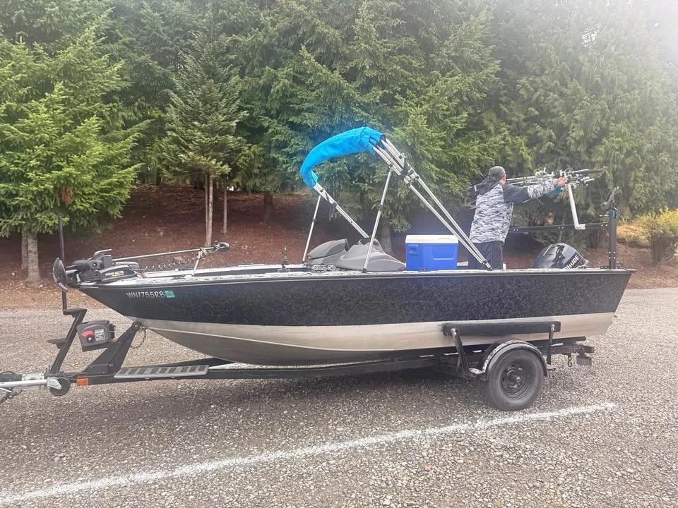 1991 Spectrum Fish & Ski Hull