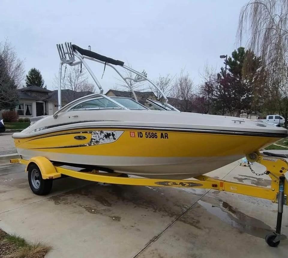 2010 SEA RAY 185 SPORT Sea Ray 185 Sport
