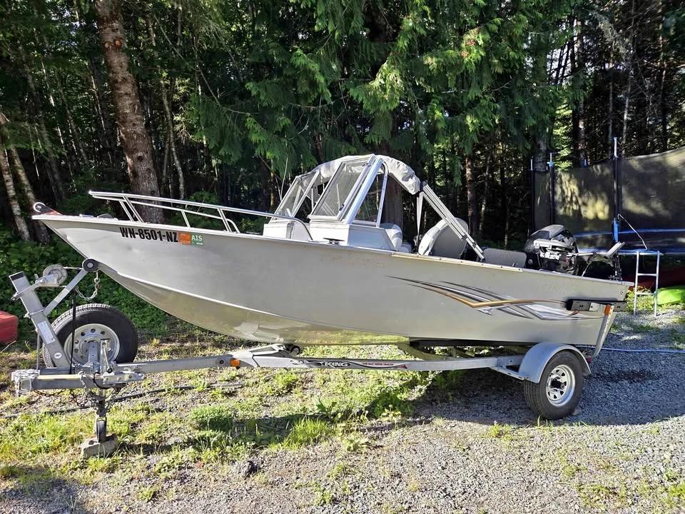 2008 Smokercraft Tracer 162