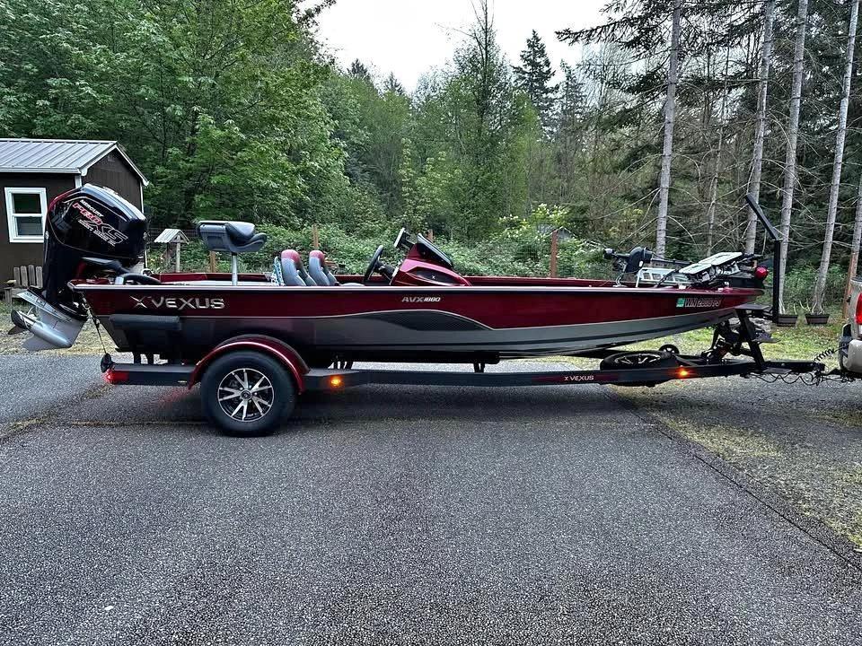 2022 Vexus avx 1880 bass boat