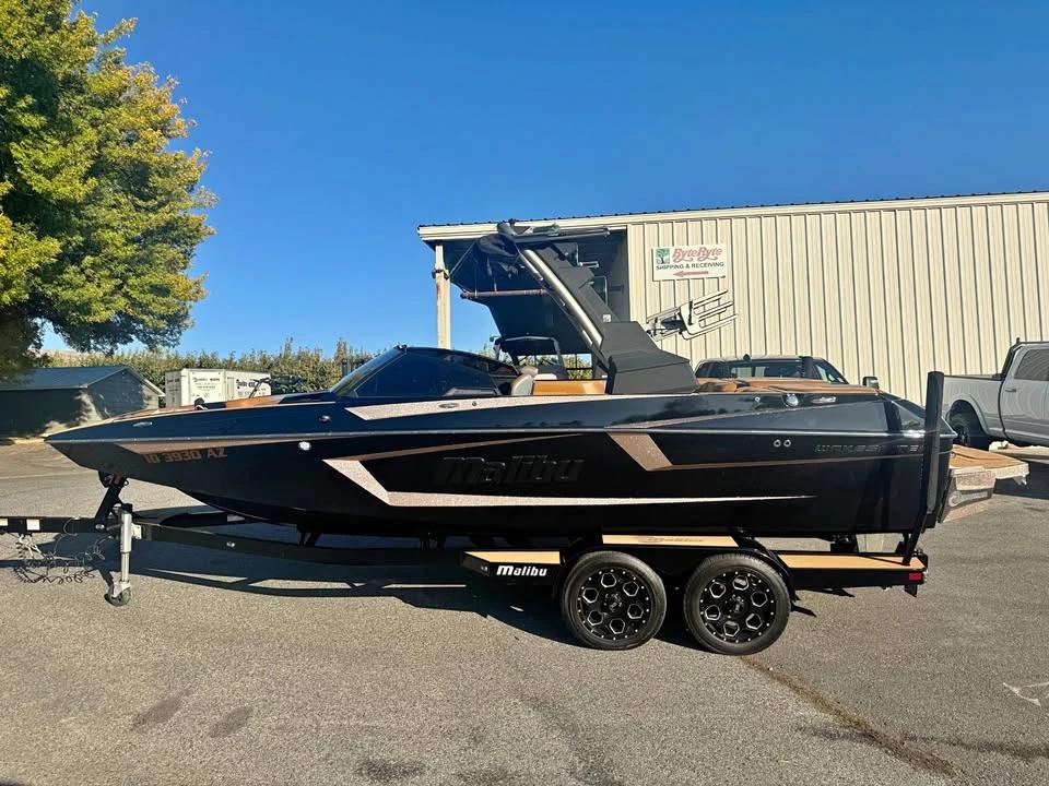 2020 Malibu wakesetter 23