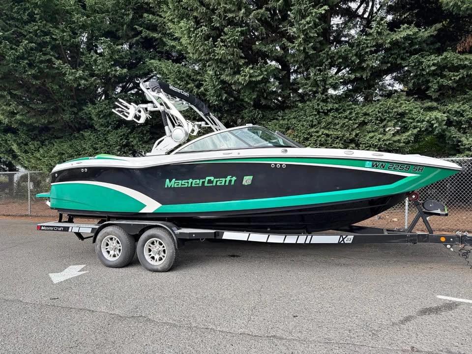 2015 MasterCraft x23