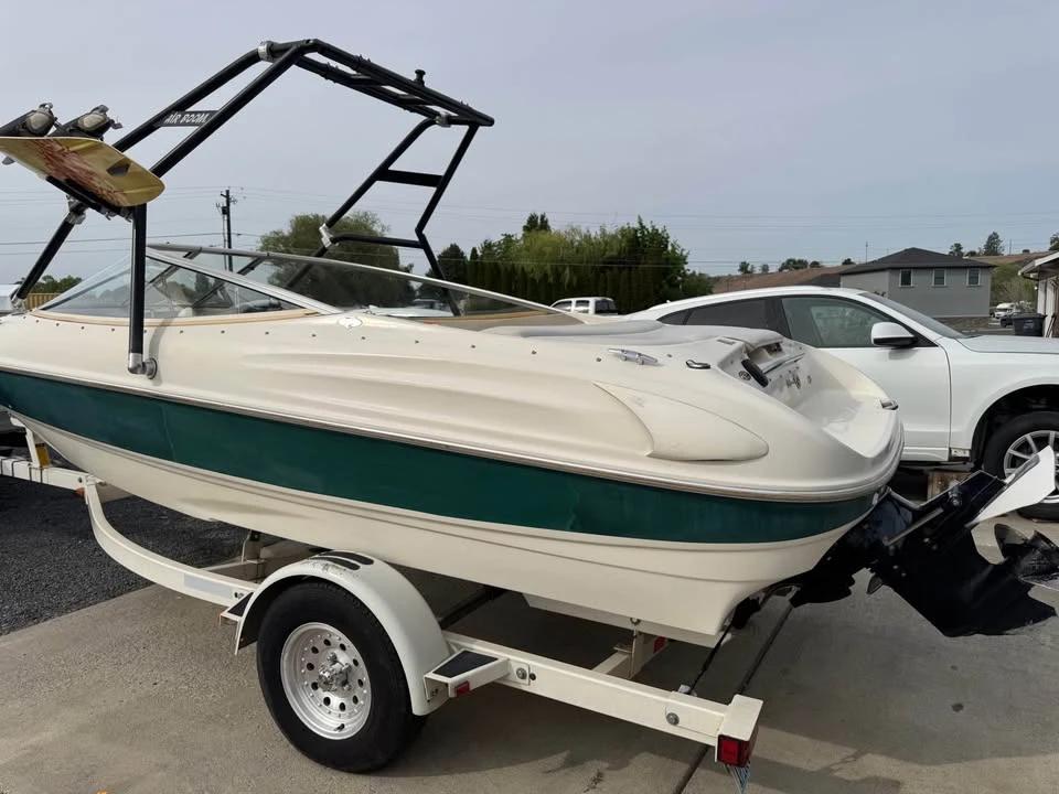 1999 bayliner capri 1850ss