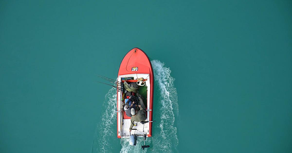 Boating Safety Essentials: A Complete Guide for New Boaters